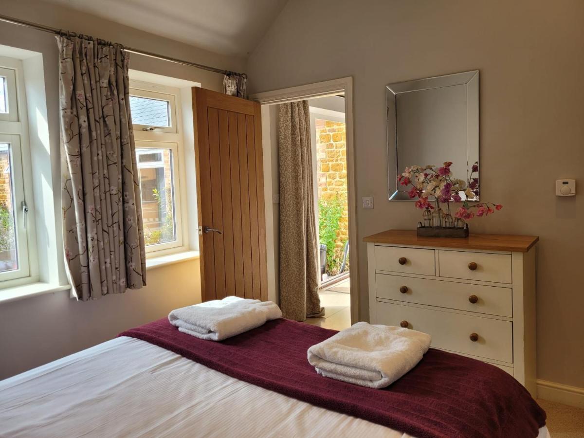 Bay Tree Cottage Accommodation Farthingstone エクステリア 写真