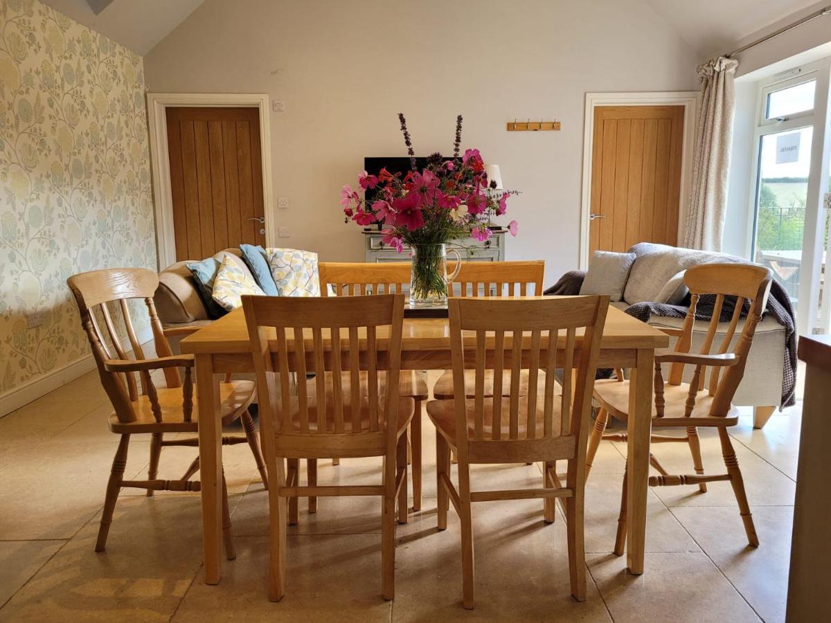 Bay Tree Cottage Accommodation Farthingstone エクステリア 写真
